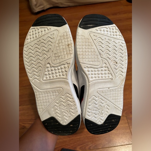 Kids Size Puma Scuderia Ferrari X-Ray Speed Shoes - Picture 5 of 5